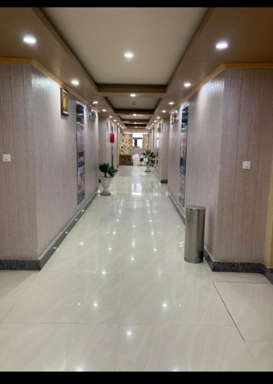 Hotel Shefaf Durgjan Экстерьер фото